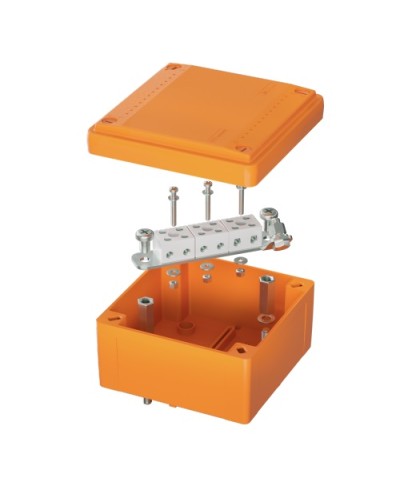 Коробка пластиковая FS с гладкими стенками и клеммниками IP56 100х100х50мм 6р 450V,6A, 4мм.кв DKC (FSB10604) в Калуге Распределительные коробки Pintop.ru